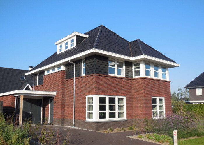 Statische woning met hoge dakgoot